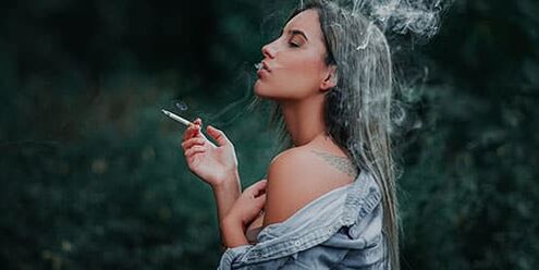 Smoking spouse in a dream - to your useful advice